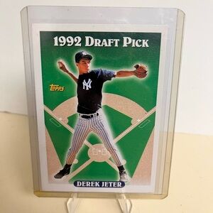 Topps Draft Pick Derek Jeter rookie car in excellent condition!!